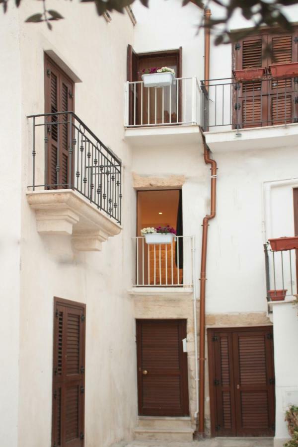 Old Tuff Apartments Polignano a Mare Zewnętrze zdjęcie